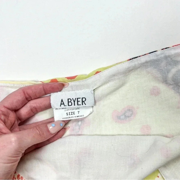 Y2K Low Rise Skirt - Picture 3 of 7